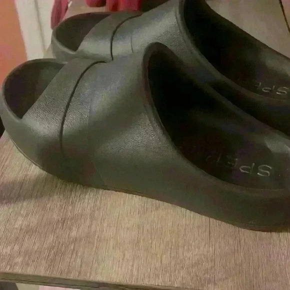 Sperry Dark Slide Sandals - Picture 3 of 4